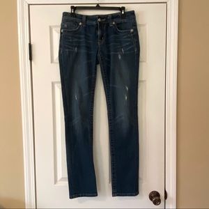 Miss Me 29 skinny jean light distressed buckle bke